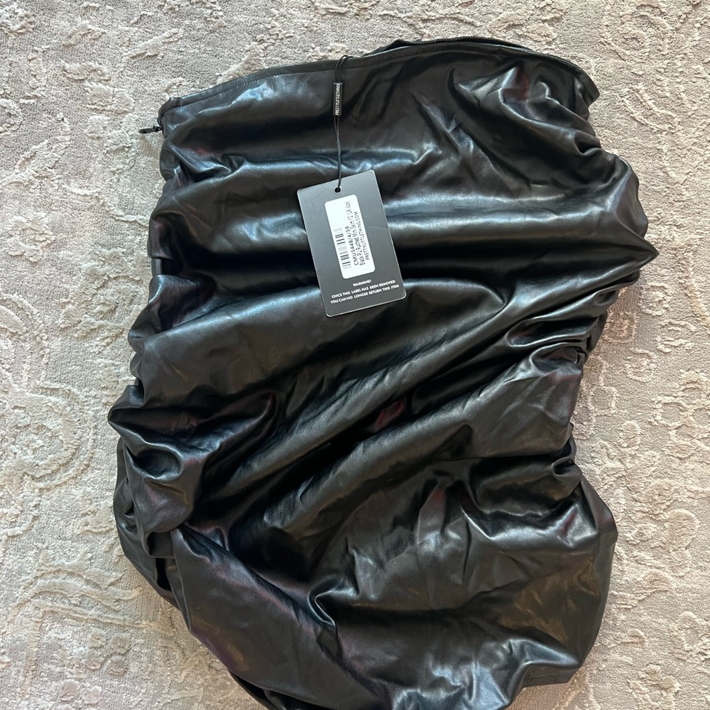 PLT SCRUNCH LEATHER SKIRT🖤